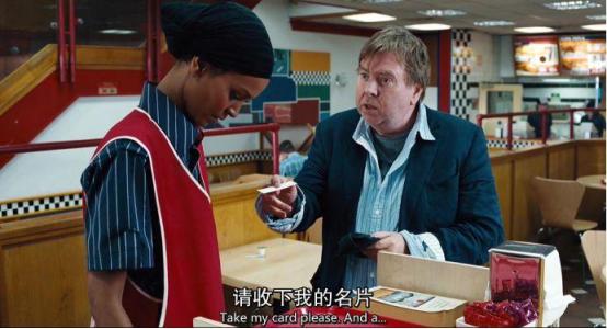 割礼比缠足更野蛮！第一位黑人超模华莉丝4岁被*暴强**，5岁惨遭割礼