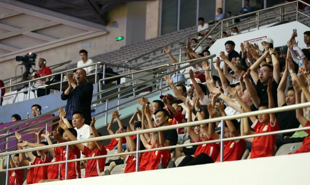 最后“8”秒憾负深圳*疆新**京泓连胜记录止步于“9”