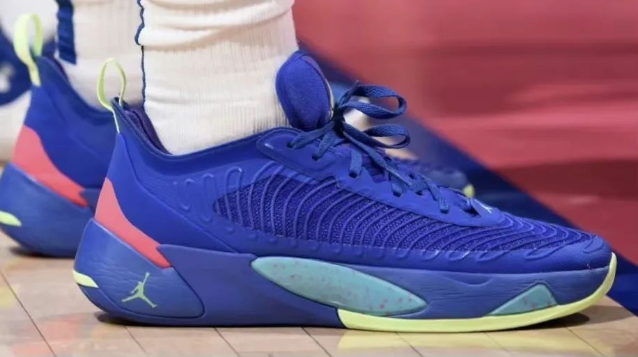 nba球鞋壁纸,nbanike潮流壁纸