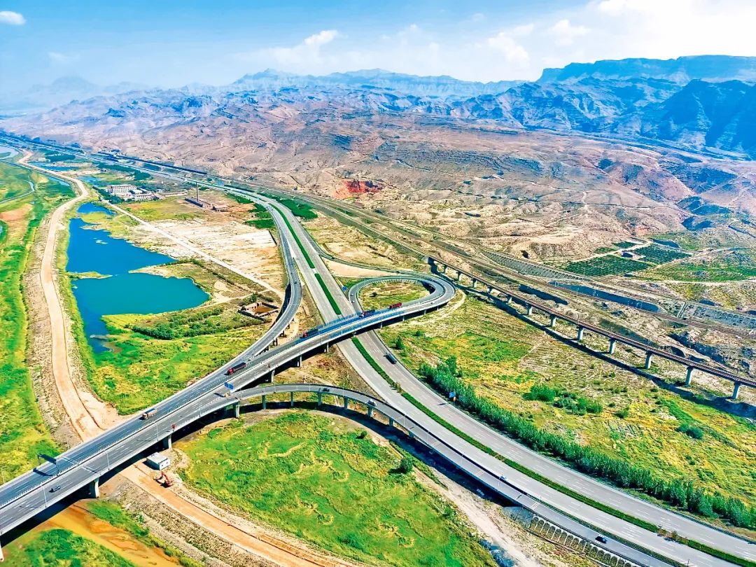 乌海繁华城市中心位置,乌海这个城市有前途吗