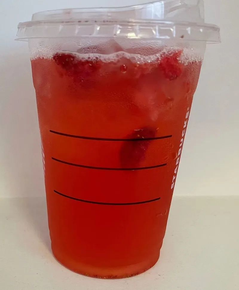 星巴克是否该做出改变,星巴克好好做咖啡不行吗