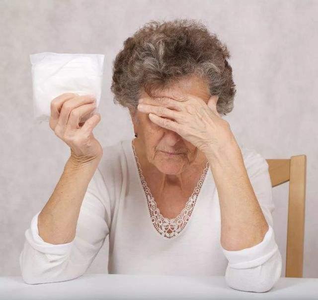 为什么一咳嗽就漏尿这是什么原因,50岁咳嗽漏尿最好的办法是怎么治