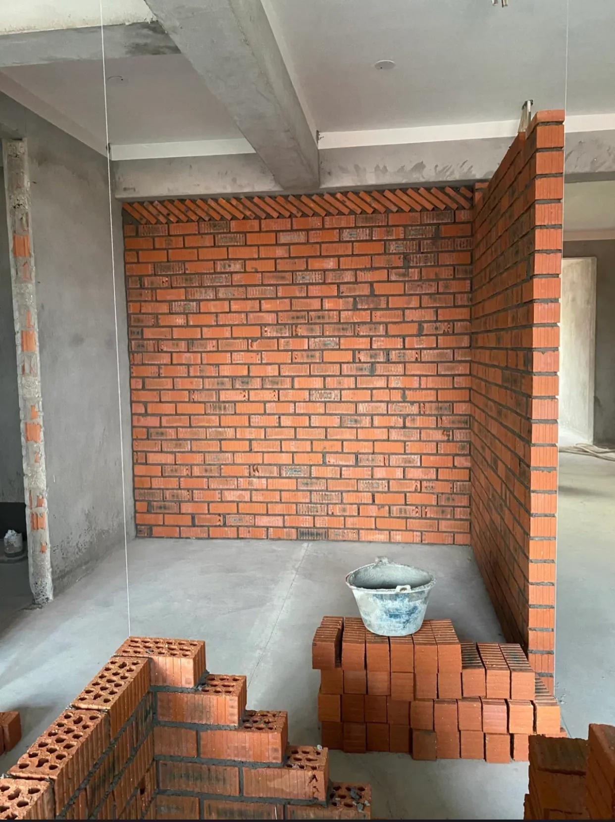 砖砌墙和轻钢龙骨隔墙的优劣对比,轻钢龙骨墙和砖砌墙哪个好