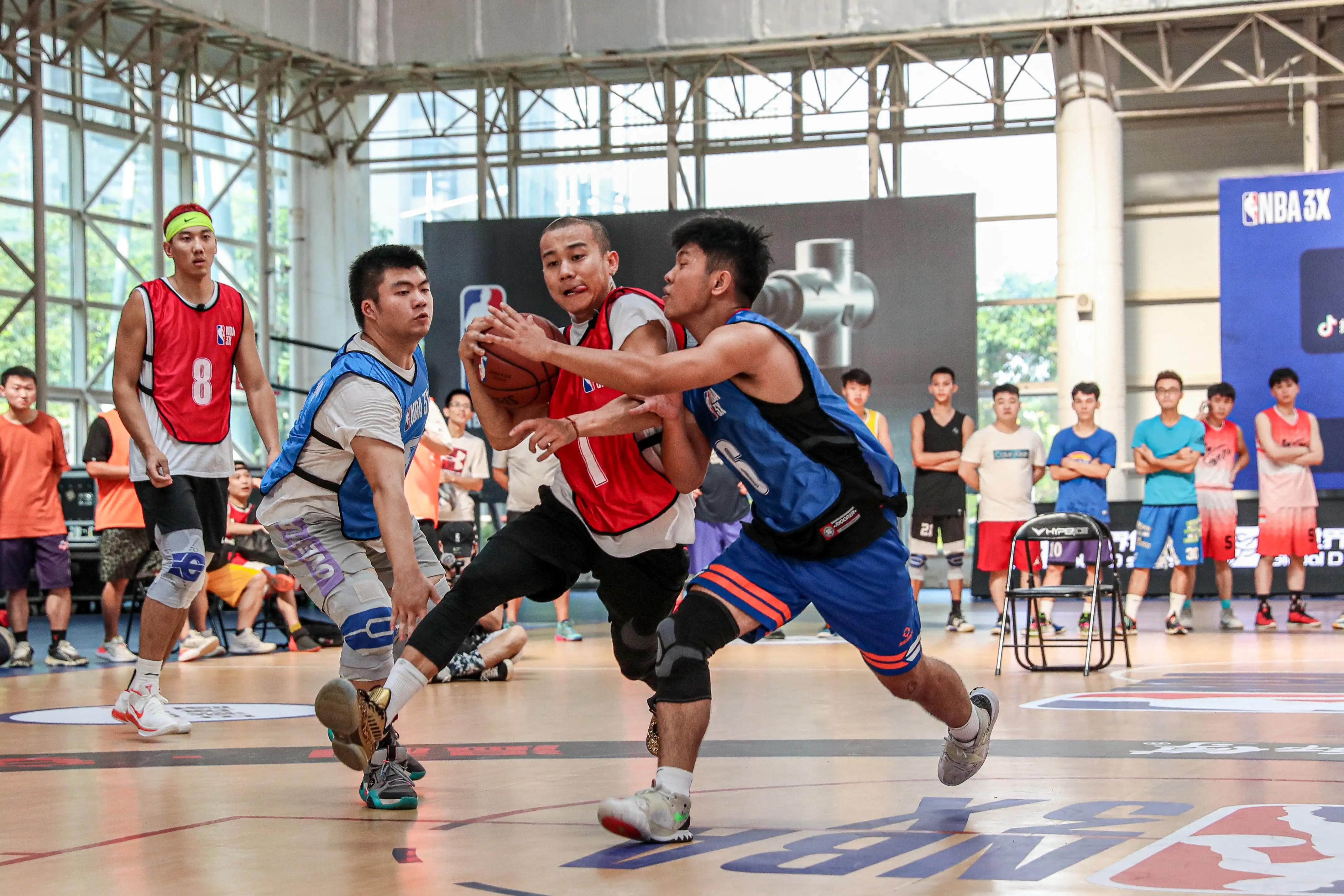 三人篮球比赛特点及定位,三人篮球赛开打