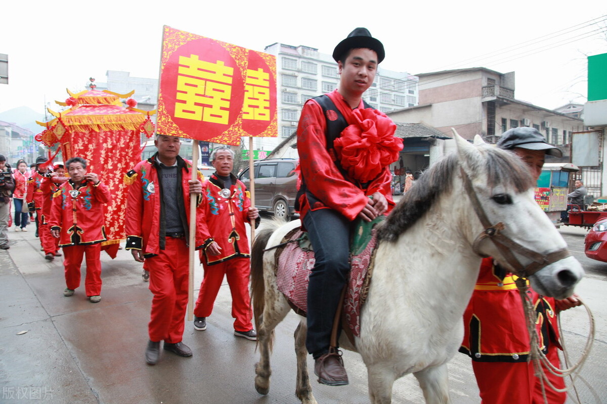 婚礼当天迎亲需要注意什么,婚车习俗