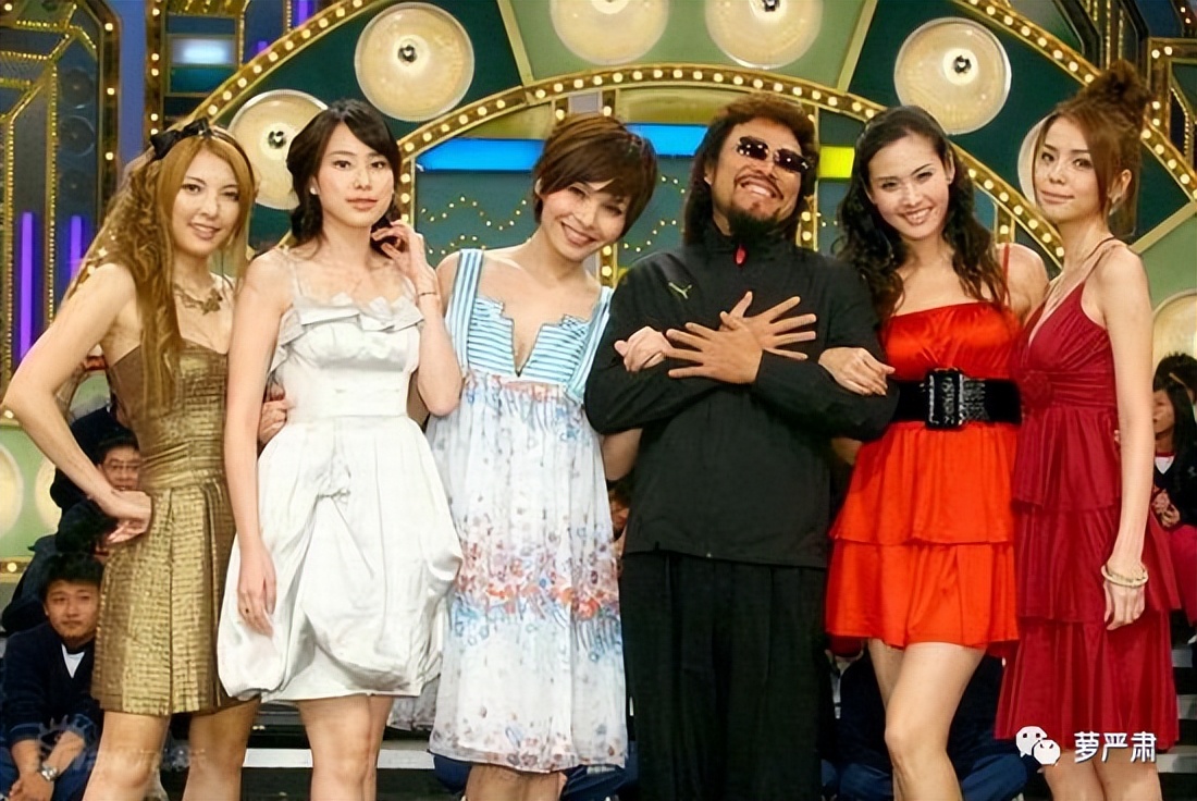 刘畊宏直播宣传邓紫棋启示录,刘畊宏顶流启示录