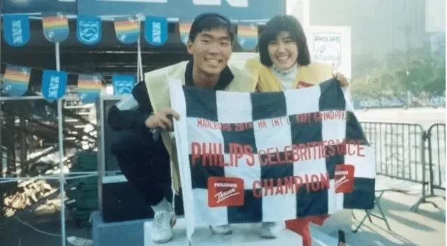 香港演员妻子出轨,57岁香港戏骨定居内地