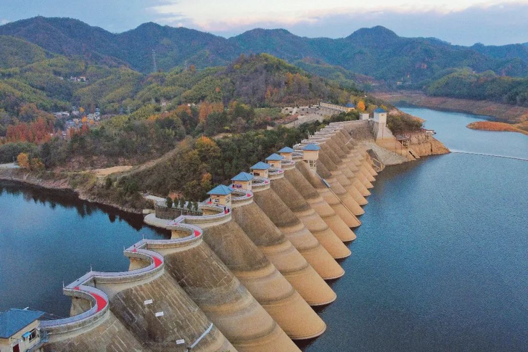 三天两晚安徽初冬之旅，带你一起感受下绿水青山，红色六安