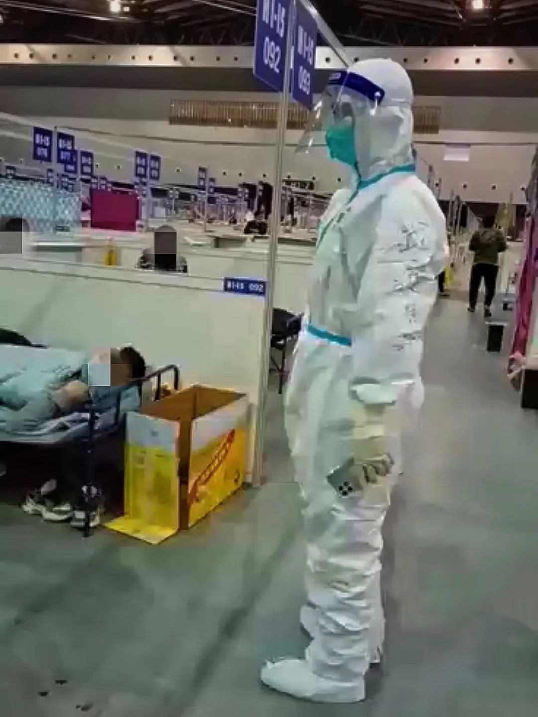 【*党**旗飘扬在一线】勠力同心赤诚守“沪”——世博展览馆方舱医院安保警队风采展示