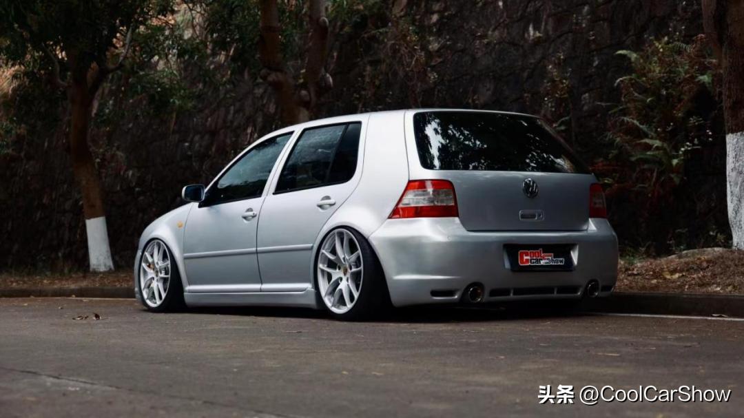 mk4配保时捷轮毂 (mk4改装姿态)