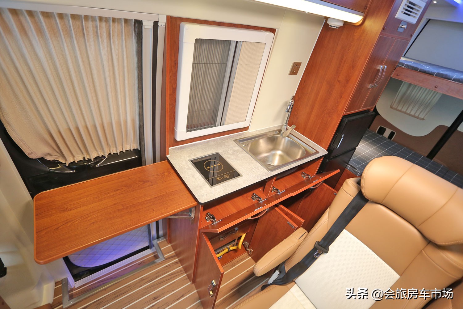 百公里8.9升油算多吗,欧睿6座柴油房车