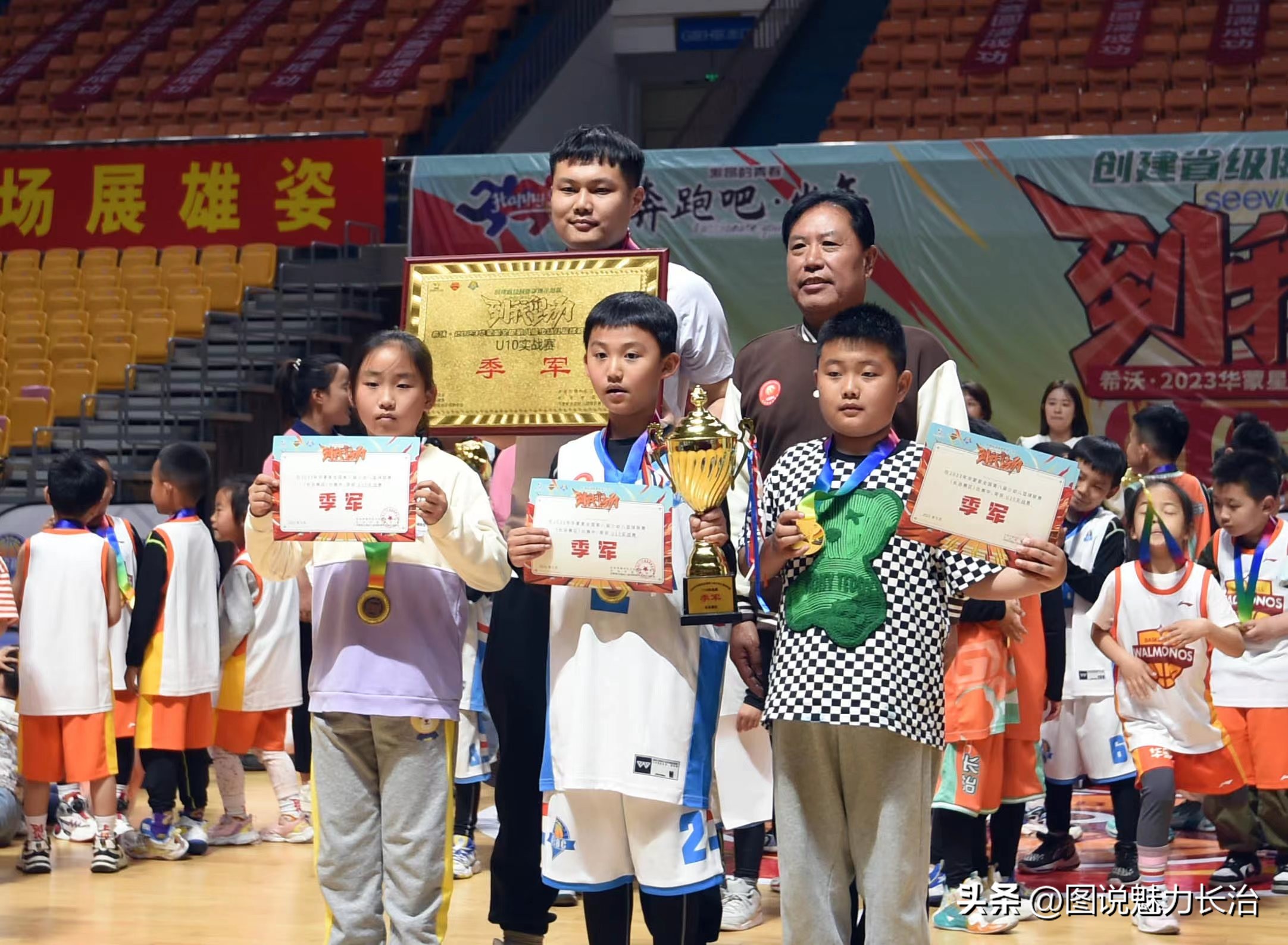 6岁篮球小将惊艳全场,六岁少儿篮球联赛总决赛