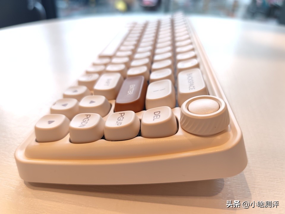 送女孩子一套颜值出众好看又好用的达尔优小方糖，她一定会很开心