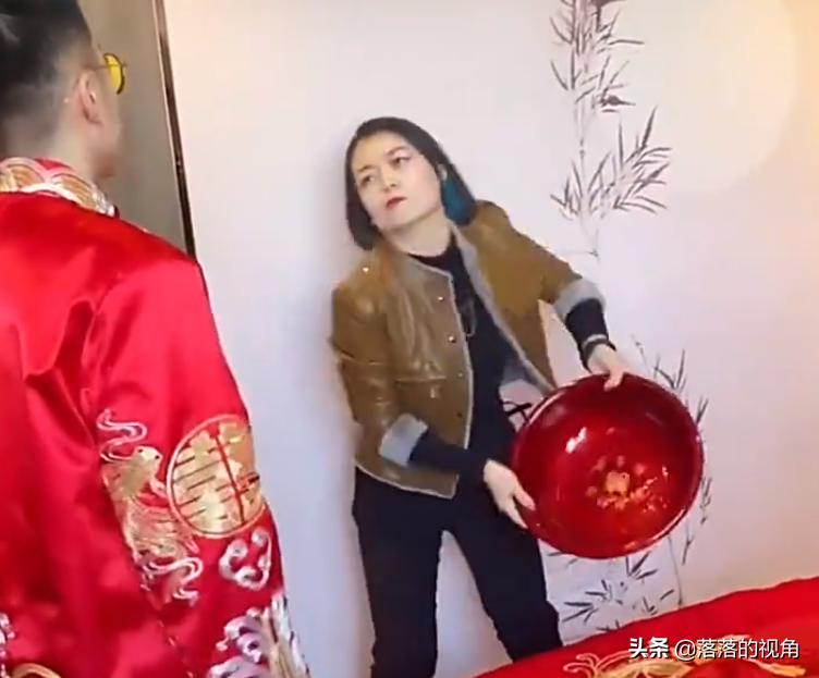 东北结婚新郎喝洗脚水后续,娶新娘喝洗脚水事件