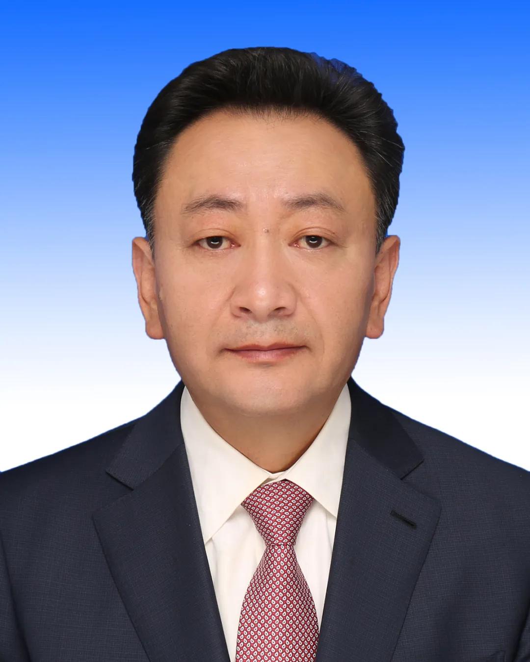 中国*产党共***藏西**自治区第十届委员会书记、副书记、常委名单及简历