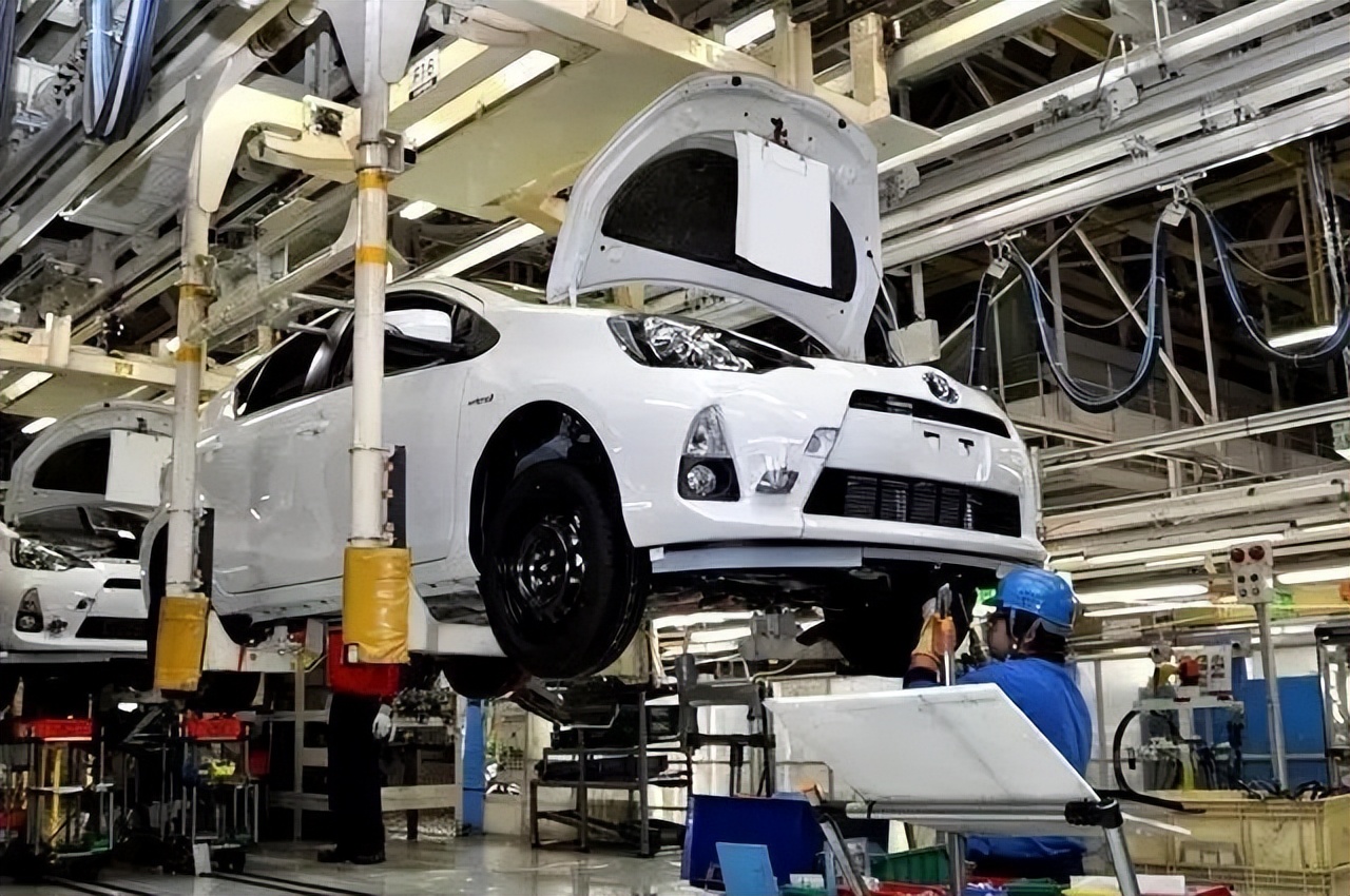 日本危在旦夕：贸易逆差愈演愈烈，被国情拖垮的日本经济