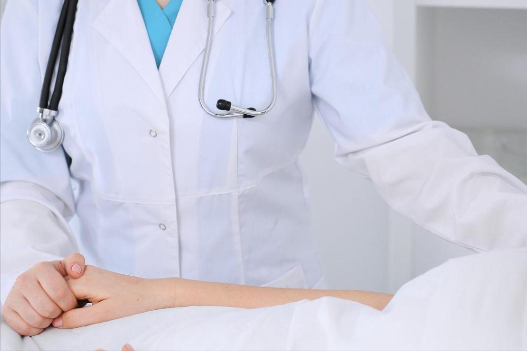 测量了319位中国女性外阴的整形医生