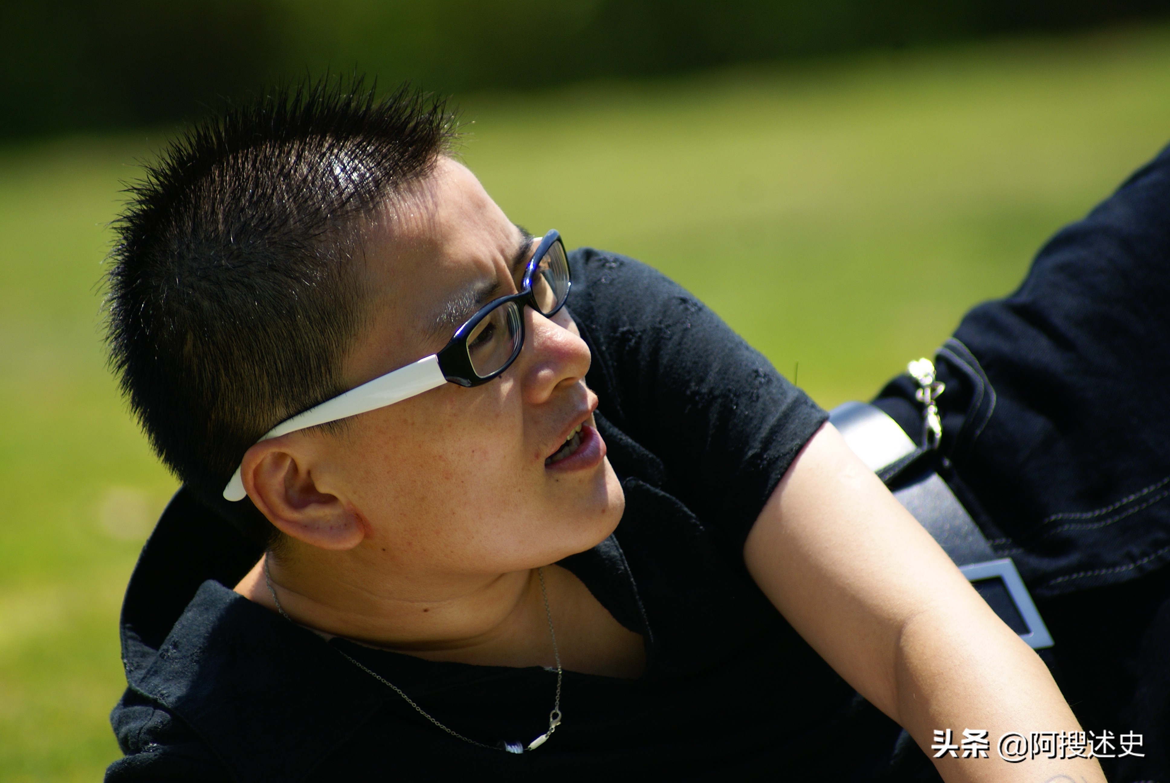 中国最成功的变性男性,变性手术最成功的男的