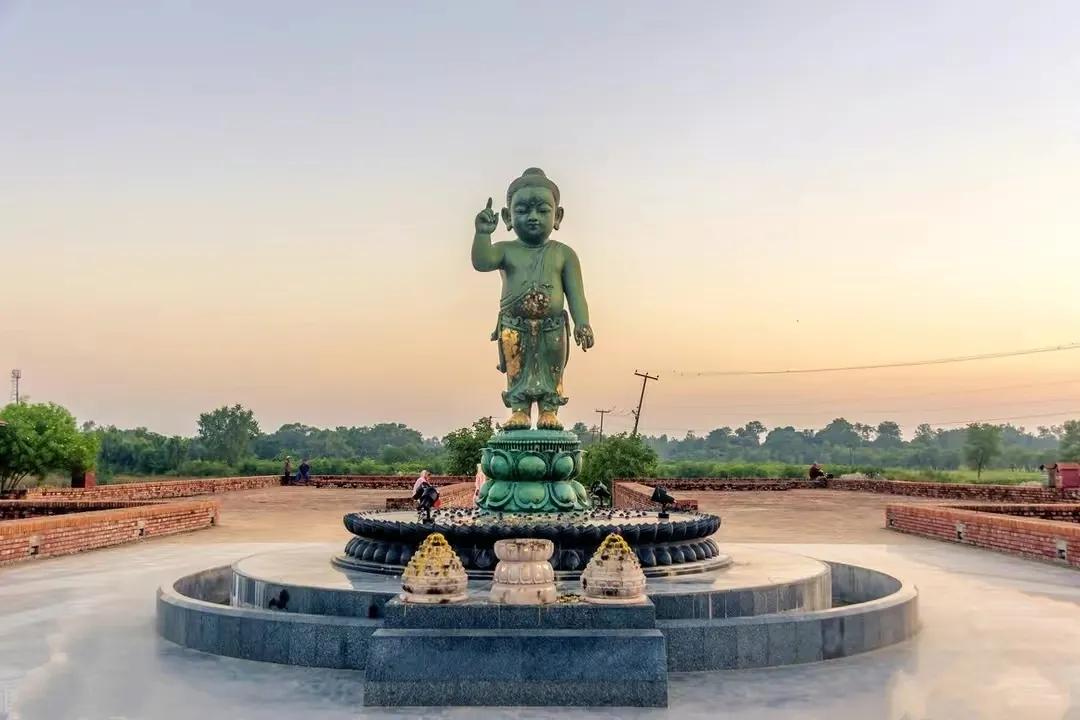 尼泊尔高山集市,尼泊尔被称为高山之国