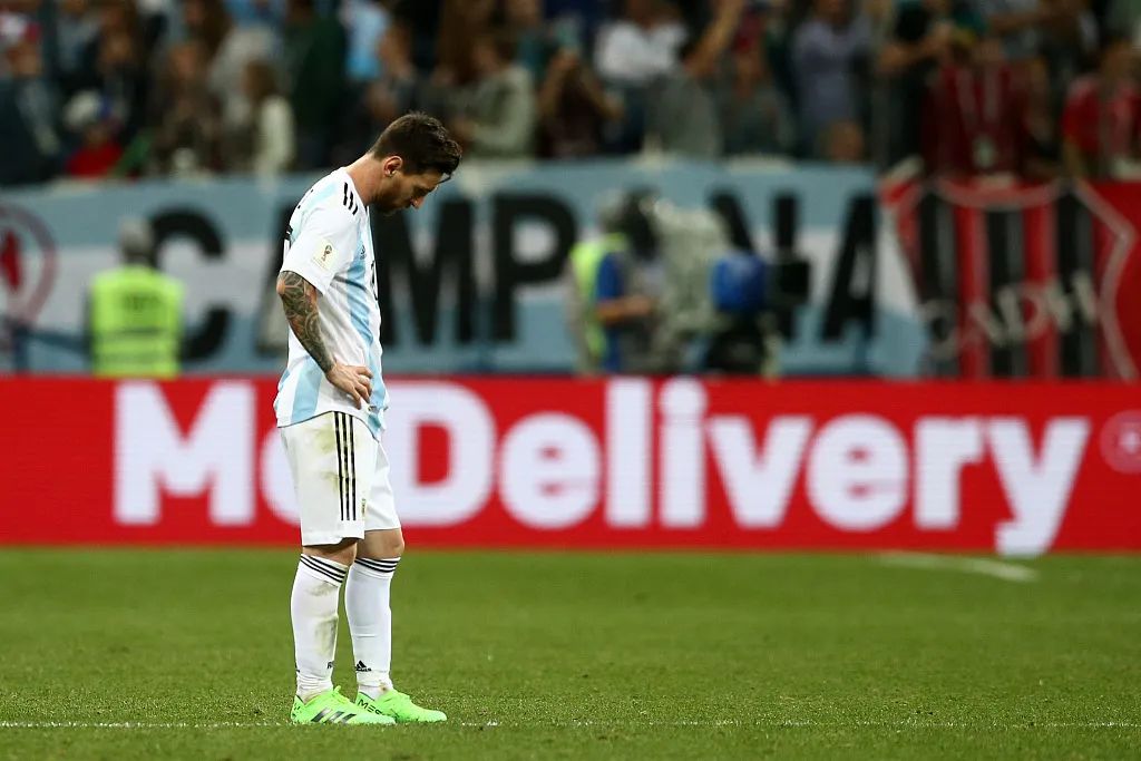 梅西从此在球迷心中比肩马拉多纳,梅西我已经不慌了