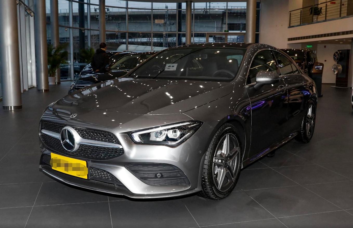 开奔驰和宝马哪款车有面子,哪款奔驰最豪华