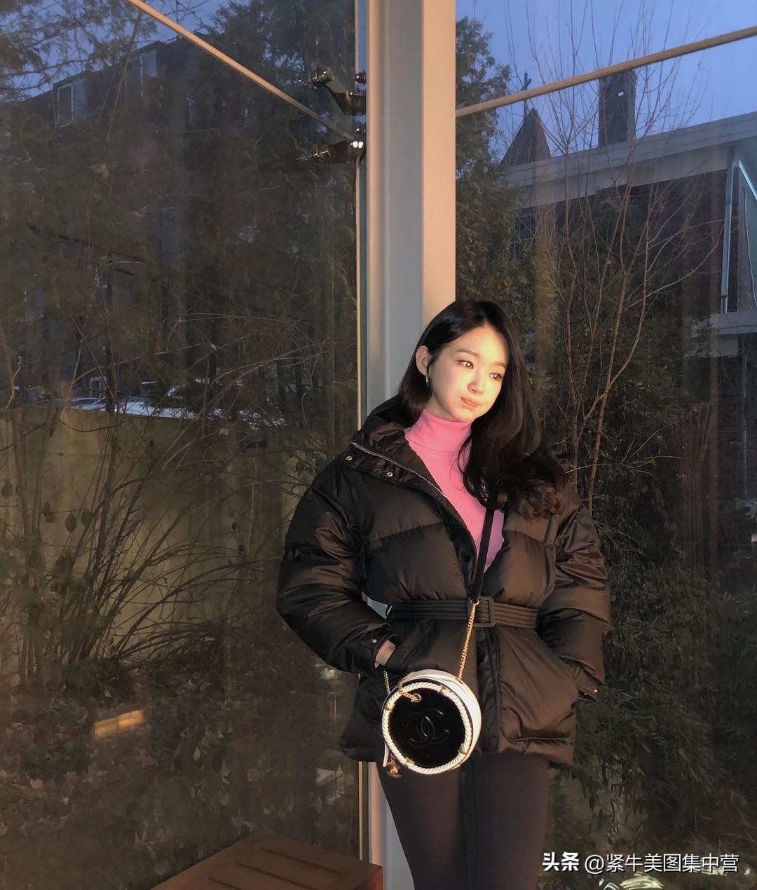 姜敏京牛仔裤穿搭,姜敏京牛仔裤写真