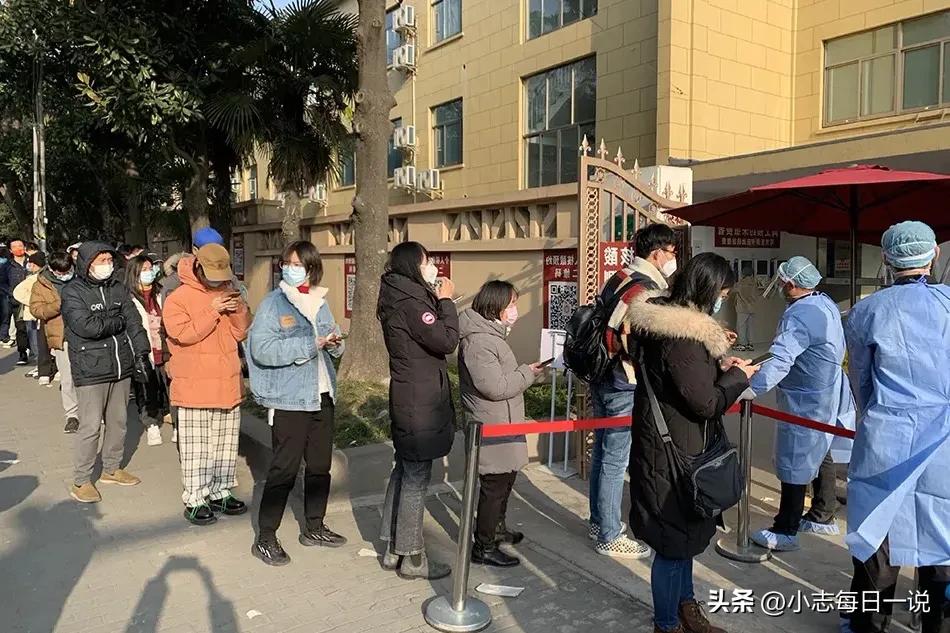 疯抢时代来了，穷人抢布洛芬，富人抢辉瑞，我能抢什么呢？