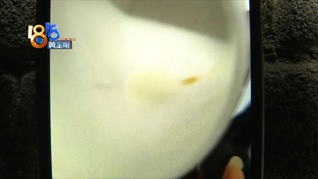 购买的奶粉有沉淀物,买奶粉冲水后很多絮状物