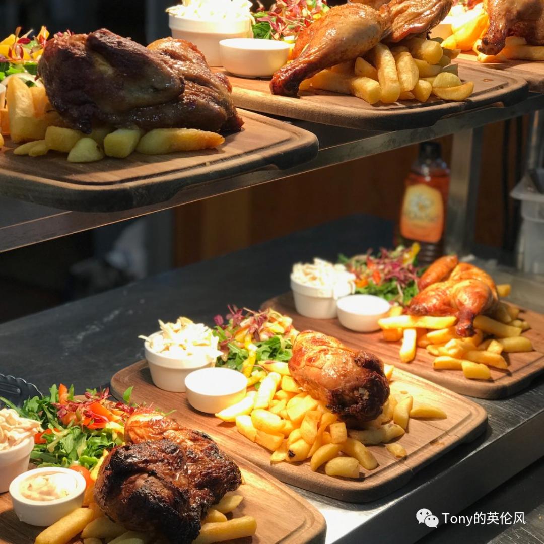 不用外出也可以欣赏草原美景,英国的惬意风景