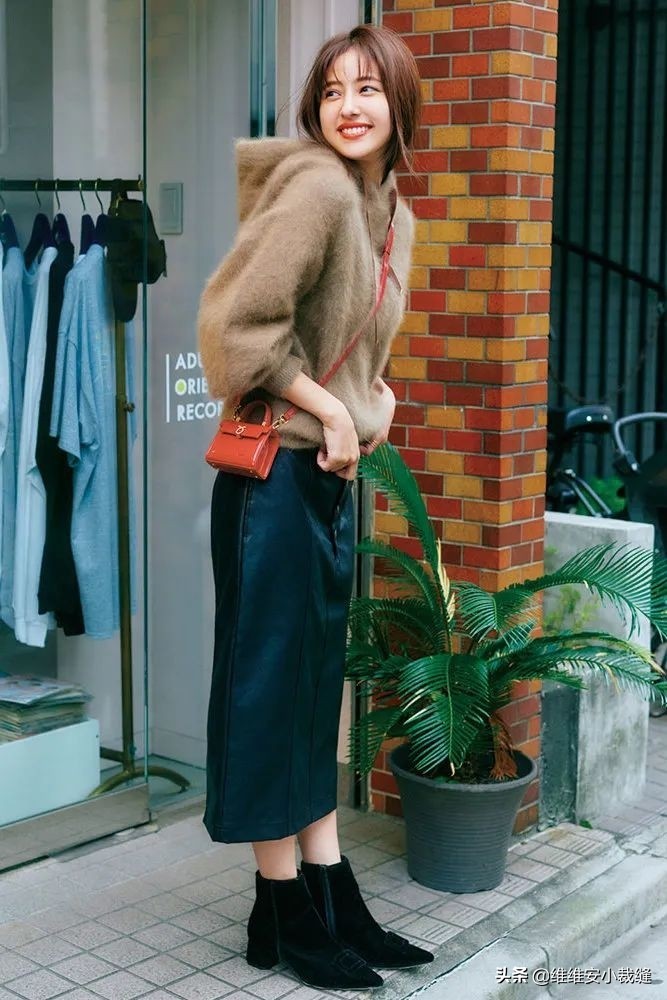 穿搭技巧秋冬卫衣的n种高级穿搭,早春近期很爱的几套卫衣穿搭合集