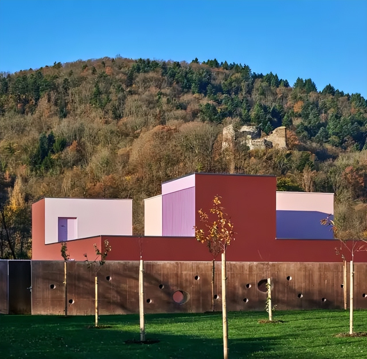 全球最美的十大幼儿园,日本幼儿园与中国幼儿园对比感受