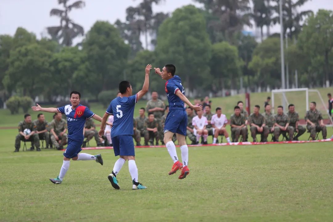 军营帅气视频,镜头下的军营青春岁月