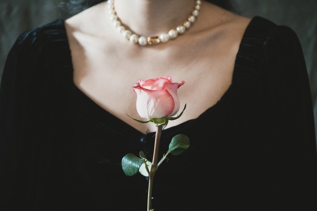 项链丢了该怎么安慰自己,一万多的项链丢了该怎么抚平心情