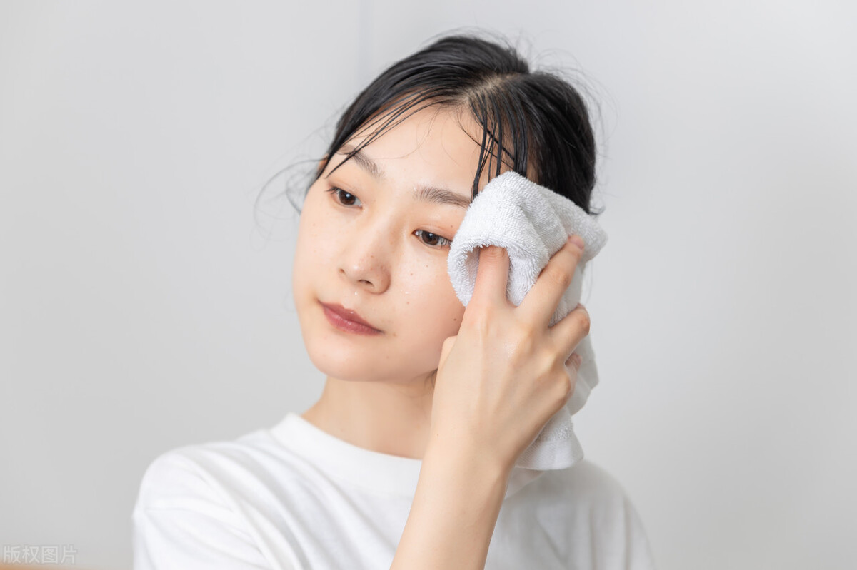 老年特应性皮炎瘙痒怎么办,老人皮痒是不好的征兆吗