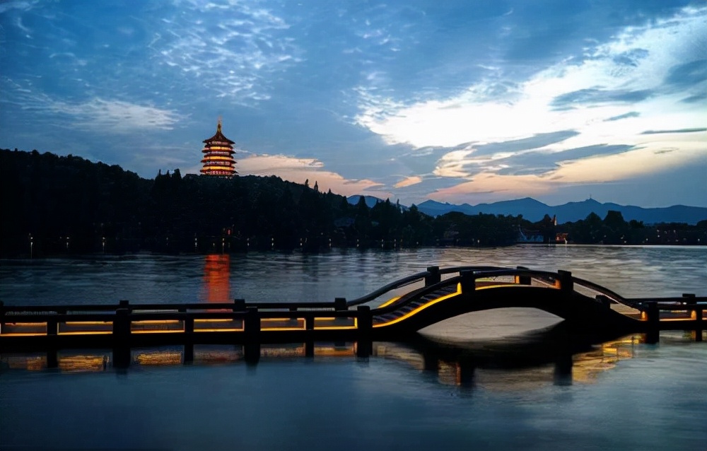 浙江足球输得最惨的比赛,浙江绿城足球队冲超形势分析