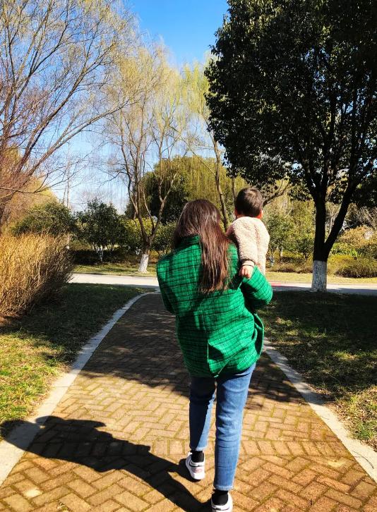 18岁的女孩去医院检查妇科,女生去妇科检查有了对象好多了