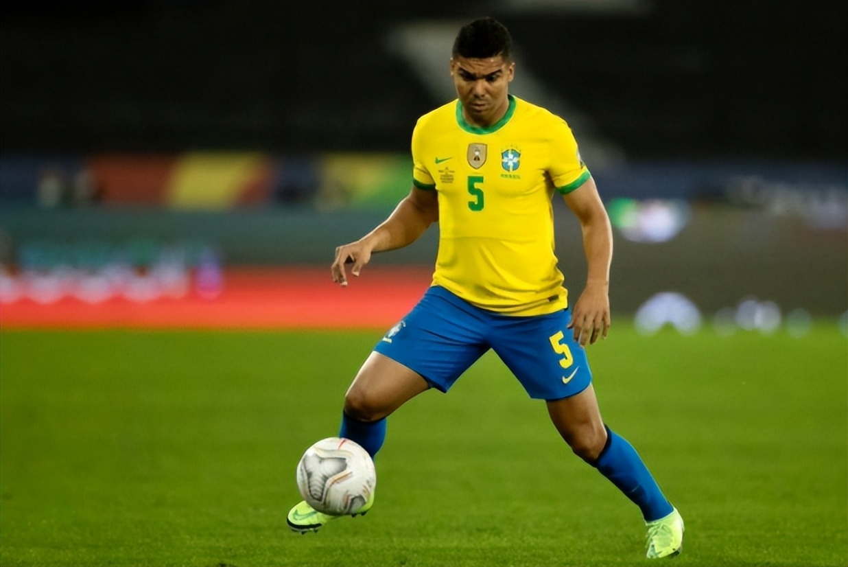 巴西VS摩洛哥首发曝光：胖虎坐镇，青春风暴组合冲锋，巨星缺阵