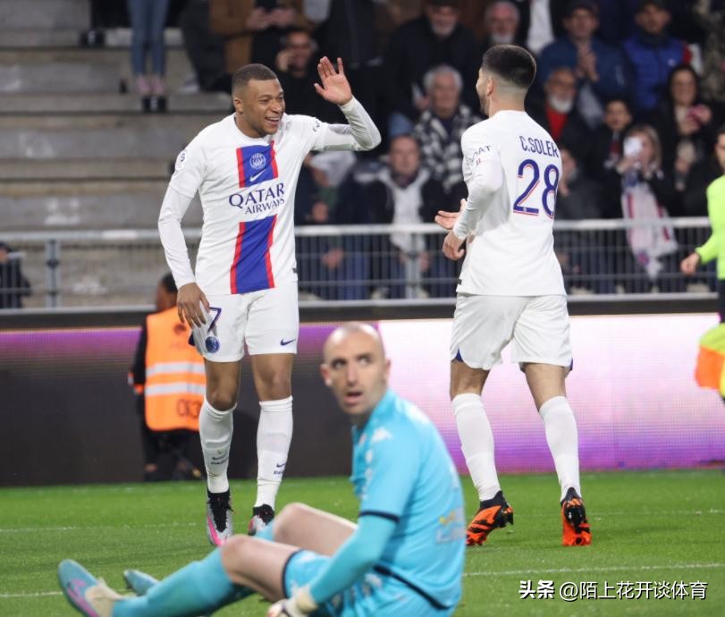 姆巴佩对梅西精彩瞬间,姆巴佩近距离看梅西进球