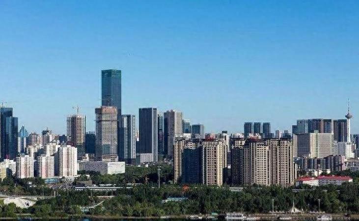 大连城市之光全景,大连城市之光顶跃