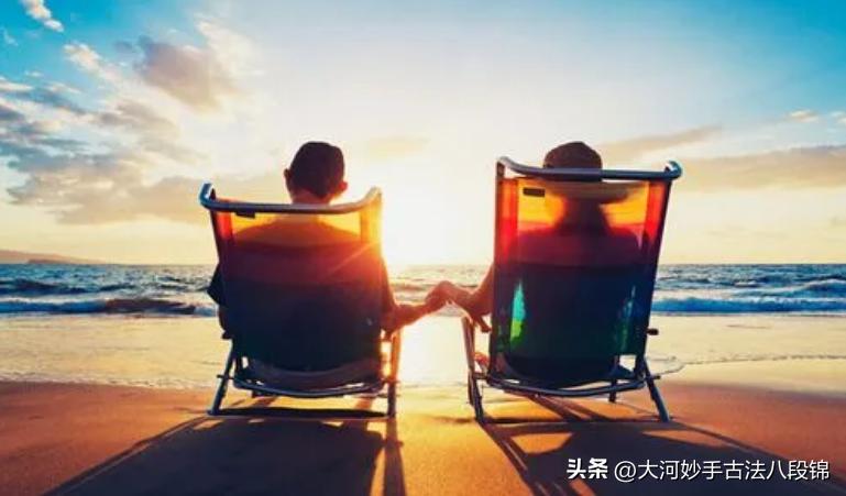 冬季养生法则食补养阴晒背养阳,三伏天晒背主打养生