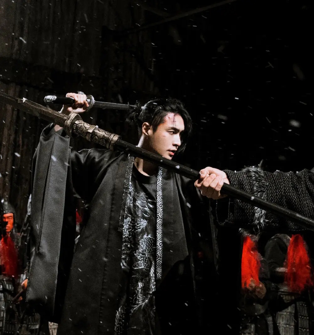 外人评价张艺兴的歌曲,专业人评价张艺兴的歌曲