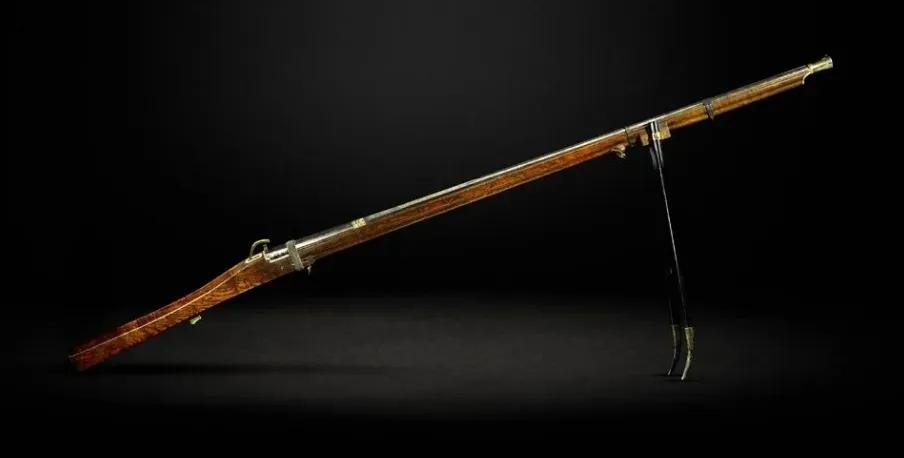 世界轻兵器先进武器图片,世界轻武器史