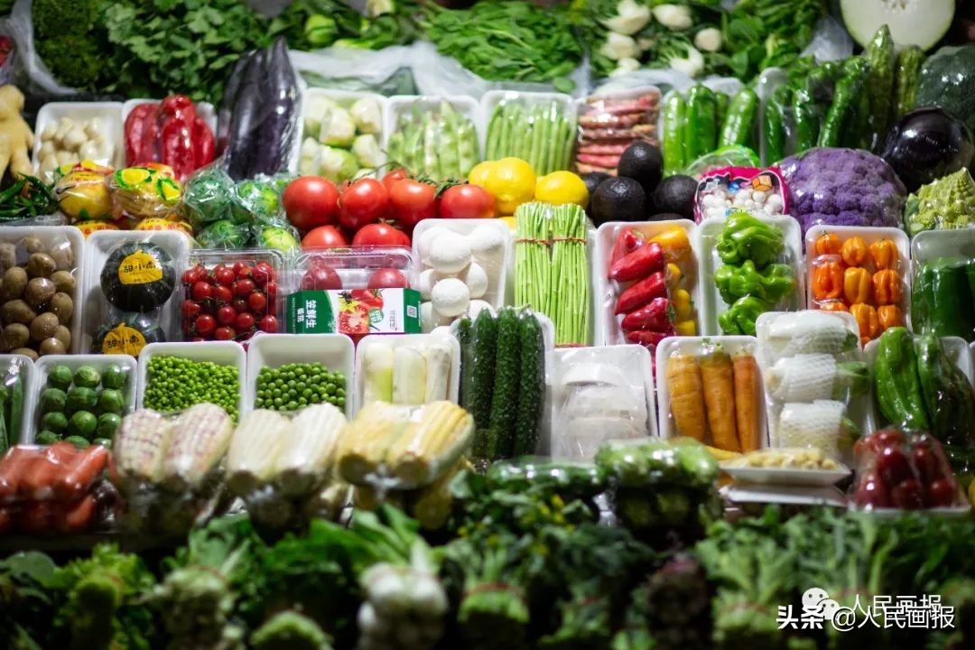 新春走基层进小区赶集,新春走基层富民新村年味浓浓