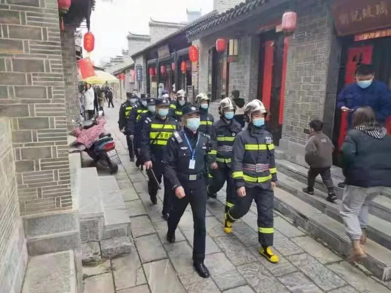 鏄ヨ妭鏈熼棿鍏ㄥ競绀句細娌诲畨澶у眬绋冲畾,鍏冩棪鏈熼棿杈栧尯娌诲畨澶у眬鎸佺画骞崇ǔ