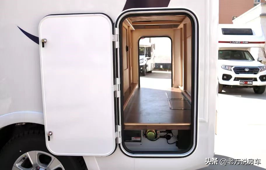 2018年长城览众风骏c7房车,长城览众风骏c7a和自走炮对比