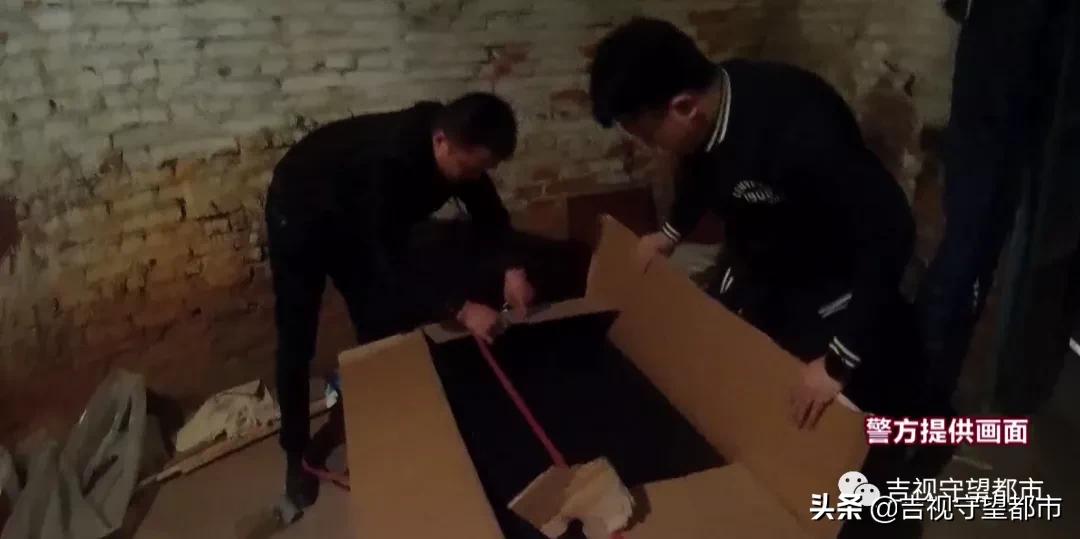 卖假烟团伙作案,有烟证贩卖真香烟被抓