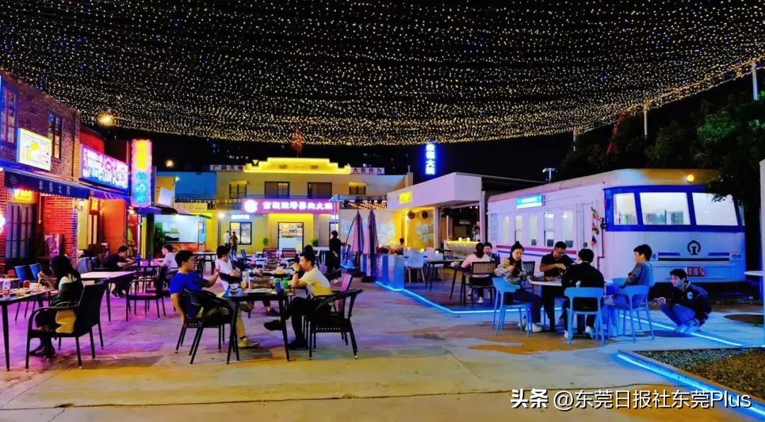 还记得福地水厂吗？这里藏了个「幸福大院」，能秒穿80年代的香港