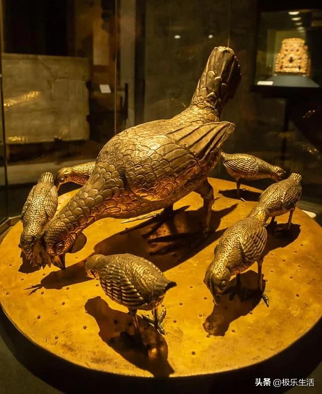 孰真孰假，40个看上去像现代仿制品的*物文**