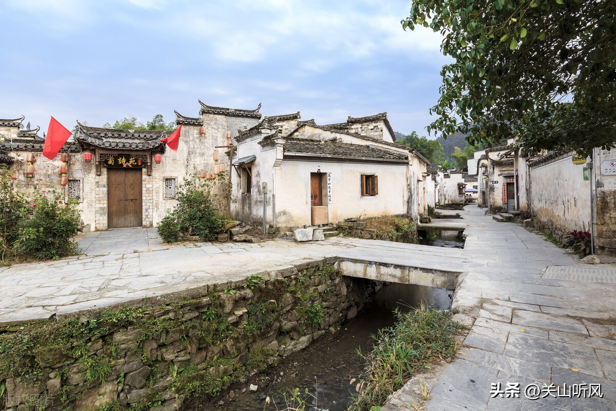 龙为什么代表祥瑞,屋顶安放龙有什么讲究