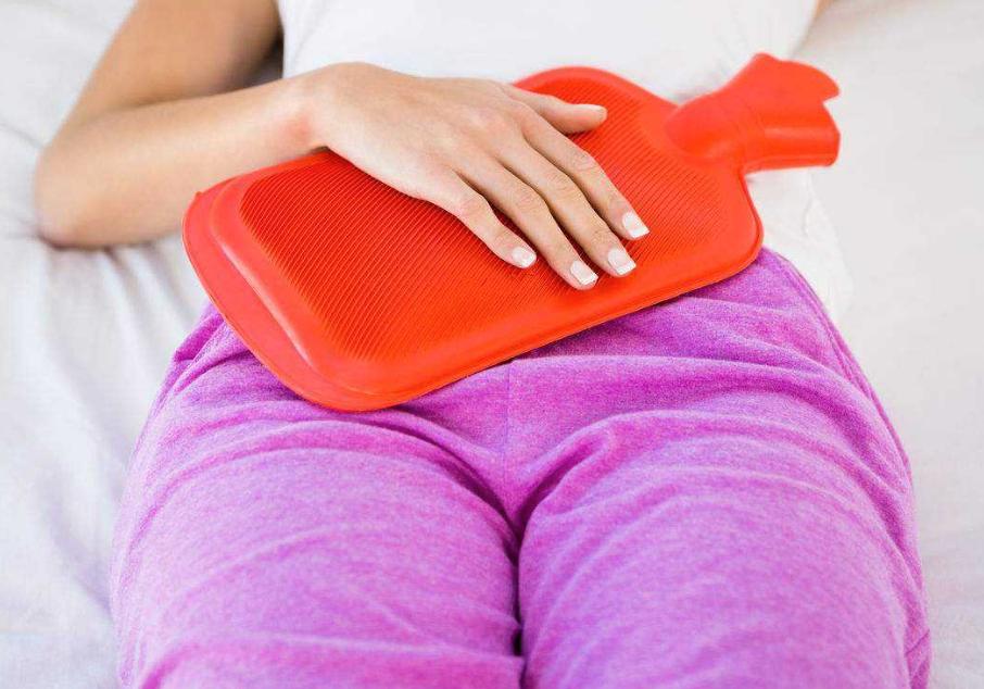 洗澡时掉头发是什么原因,洗澡时掉发严重是什么原因